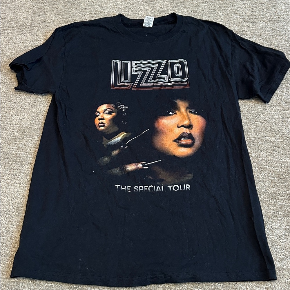 Lizzo The Special Tour Short Sleeve Graphic T Shirt